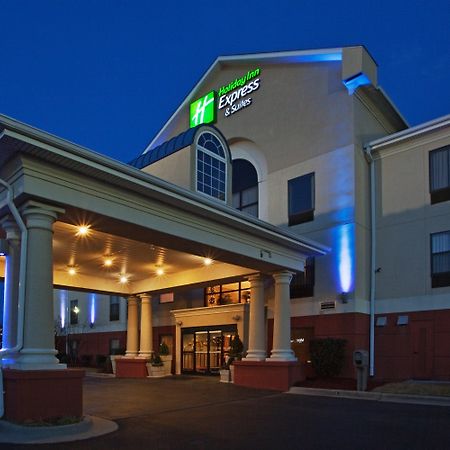 Holiday Inn Express Hotel & Suites Laurinburg By Ihg Ngoại thất bức ảnh
