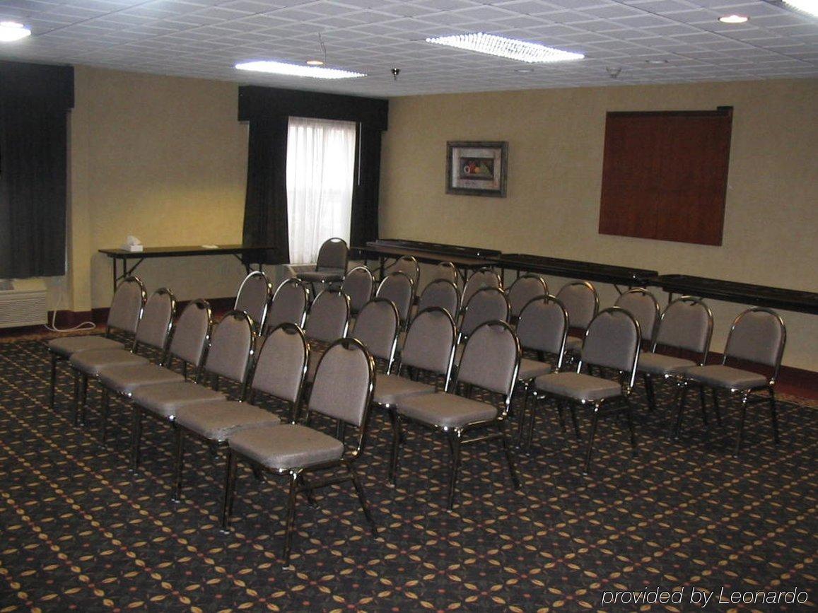 Holiday Inn Express Hotel & Suites Laurinburg By Ihg Ngoại thất bức ảnh